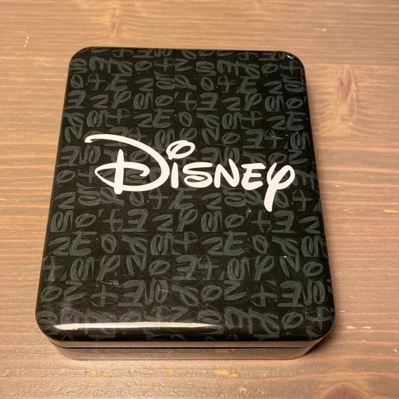 Disney 100 multi characters bifold wallet​ - Picture 4 of 4